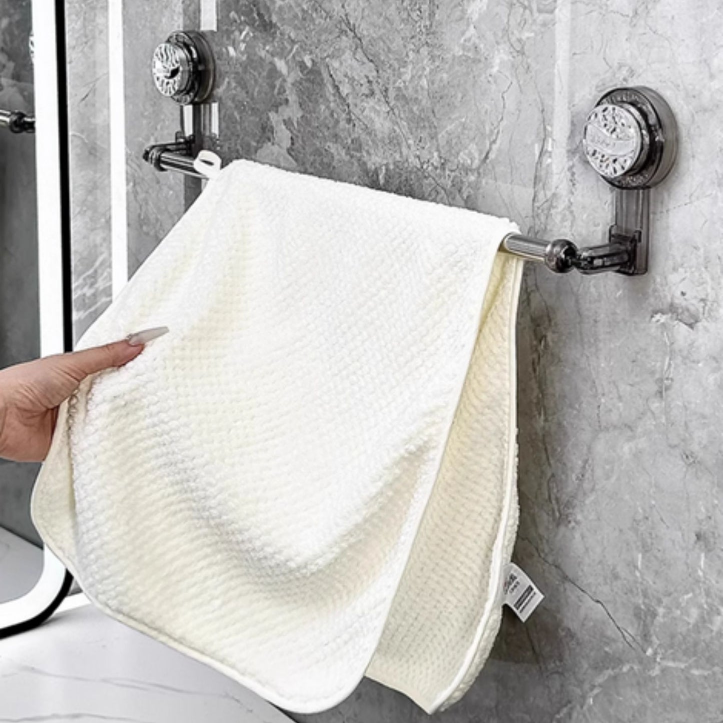 EasyGrip Towel Organizer